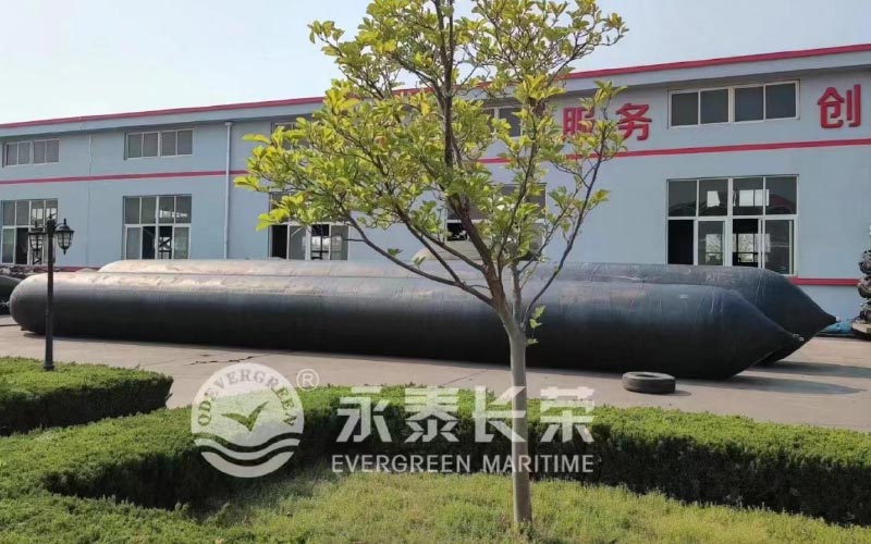 Indonesian-Clients-Visit-Our-Factory-for-Marine-Airbag-Inspection-and-Exchange