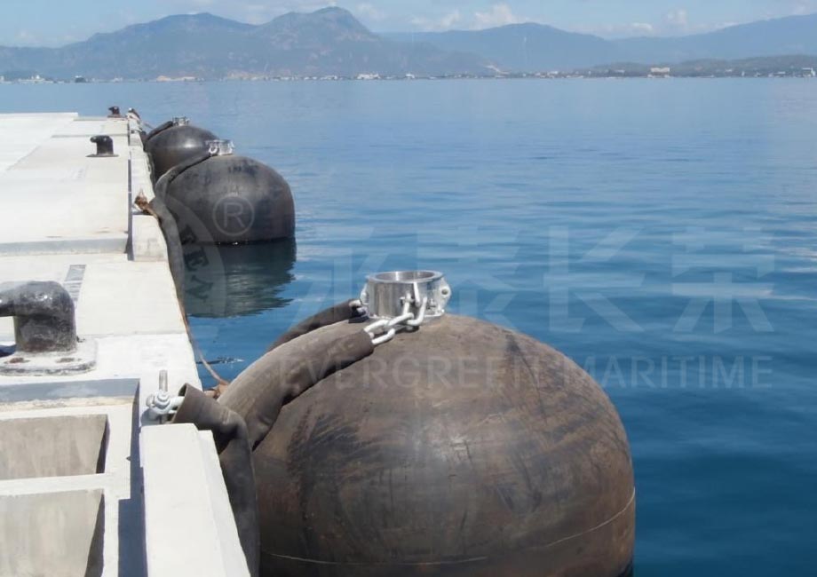 Evergreen Hydro-Pneumatic Fenders in use at one Naval pier