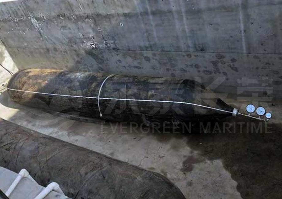 Evergreen-Ship-launching-Airbags-Site-for-airbag-hydrostatic-burst-test