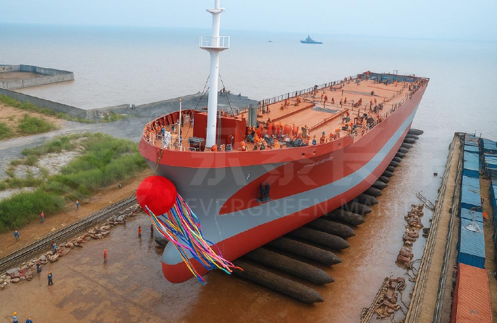Launches 5000CBM LPG vessel with Evergreen ship launching airbags