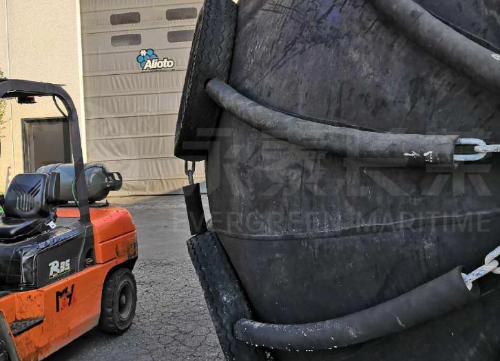 Floating-Pneumatic-Rubber-Fender-case