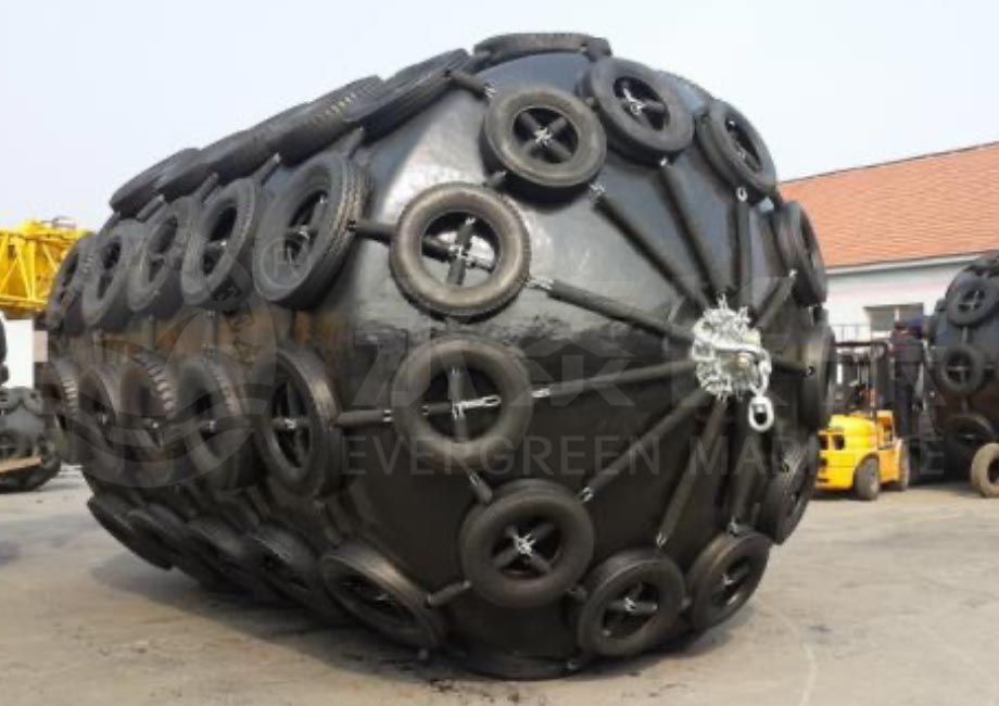 Foam-Fender-with-Chain-tire-net