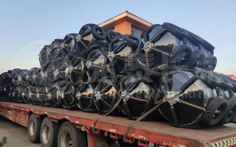 Evergreen-Maritime-Deliver-720-Solid-Foam-Fenders-to-Russian-Arctic-Ocean-Project