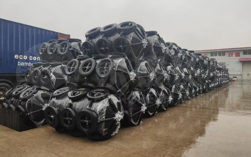 Evergreen-Maritime-Delivers-720-Solid-Foam-Fenders-to-Russian-Arctic-Ocean-Project