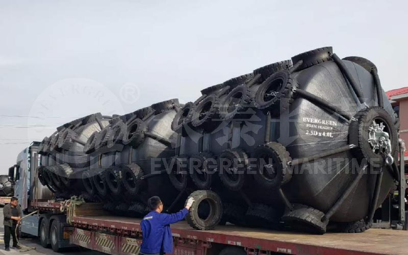 Why-More-Operators-Are-Choosing-Foam-Filled-Fenders