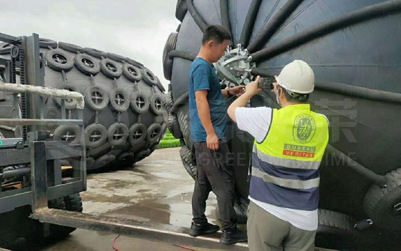 Quality-Matters-More-Than-Price-in-Marine-Airbags-and-Pneumatic-Rubber-Fenders