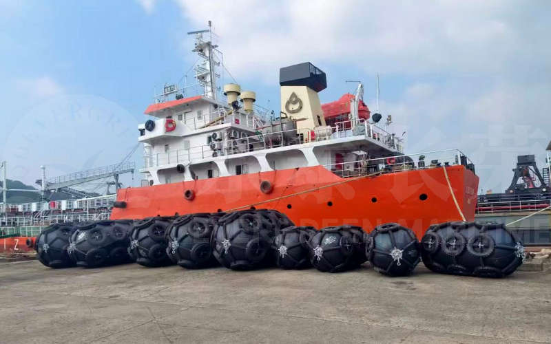 Qingdao Evergreen Maritime Delivers Pneumatic Rubber Fenders to Fujian Jianli Shipbuilding
